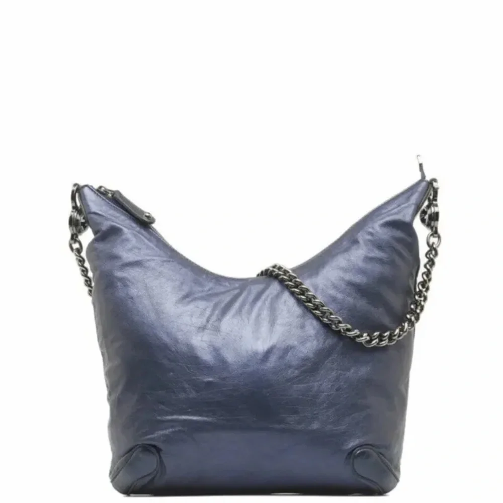 Gucci Metallic Leather Galaxy Chain Hobo
Size: 14.50" (L) x 5.00" (W) x 10 - Picture 3 of 16